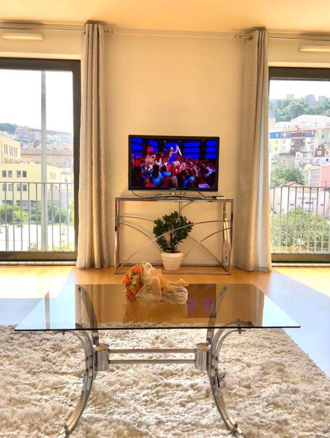 Appartamento Luxury Castle View Lisbona Esterno foto